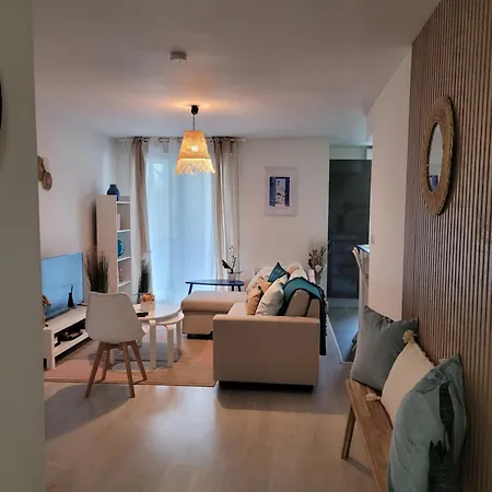 Cocooning House 211 Azur Aeroport Paris Roissy Cdg, Parc Asterix, Chateau De Chantilly, Stade De France Survilliers